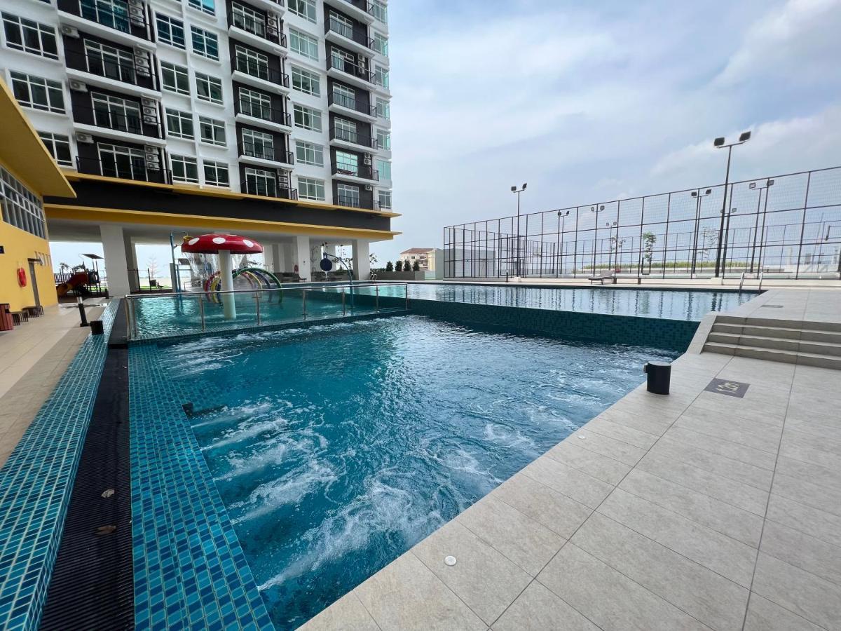 New!! Loving Night Novo 2Br 4-9Pax I Jonker I Netflix I Family Apartment Malacca ภายนอก รูปภาพ